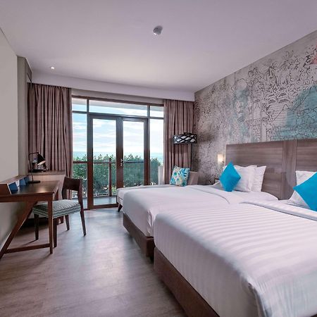 Wyndham Garden Kuta Beach Bali Kuta Lombok Exterior foto
