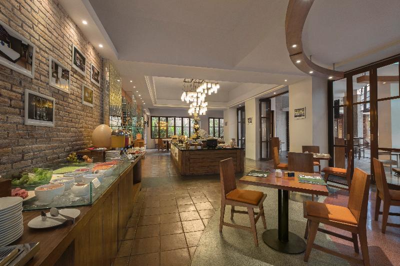 Wyndham Garden Kuta Beach Bali Kuta Lombok Exterior foto